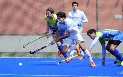 Peio Azkoaga, nombrado mejor jugador de la Liga 2014-2015 de División de honor masculino de Hockey