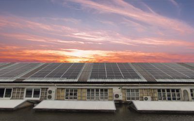 Instalación de placas solares.